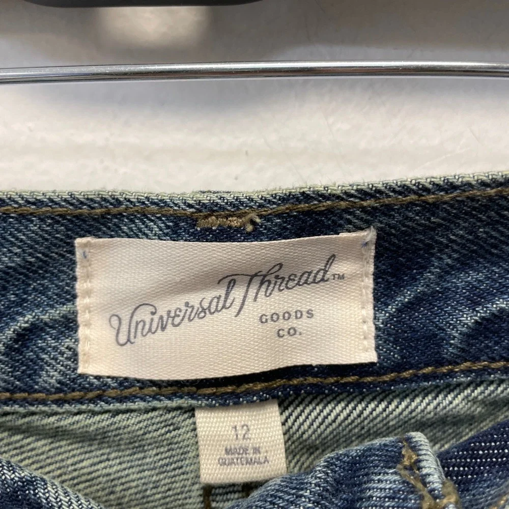 Universal Thread Women's Blue 90's High Rise Raw Hem Baggy Denim Shorts Size 12